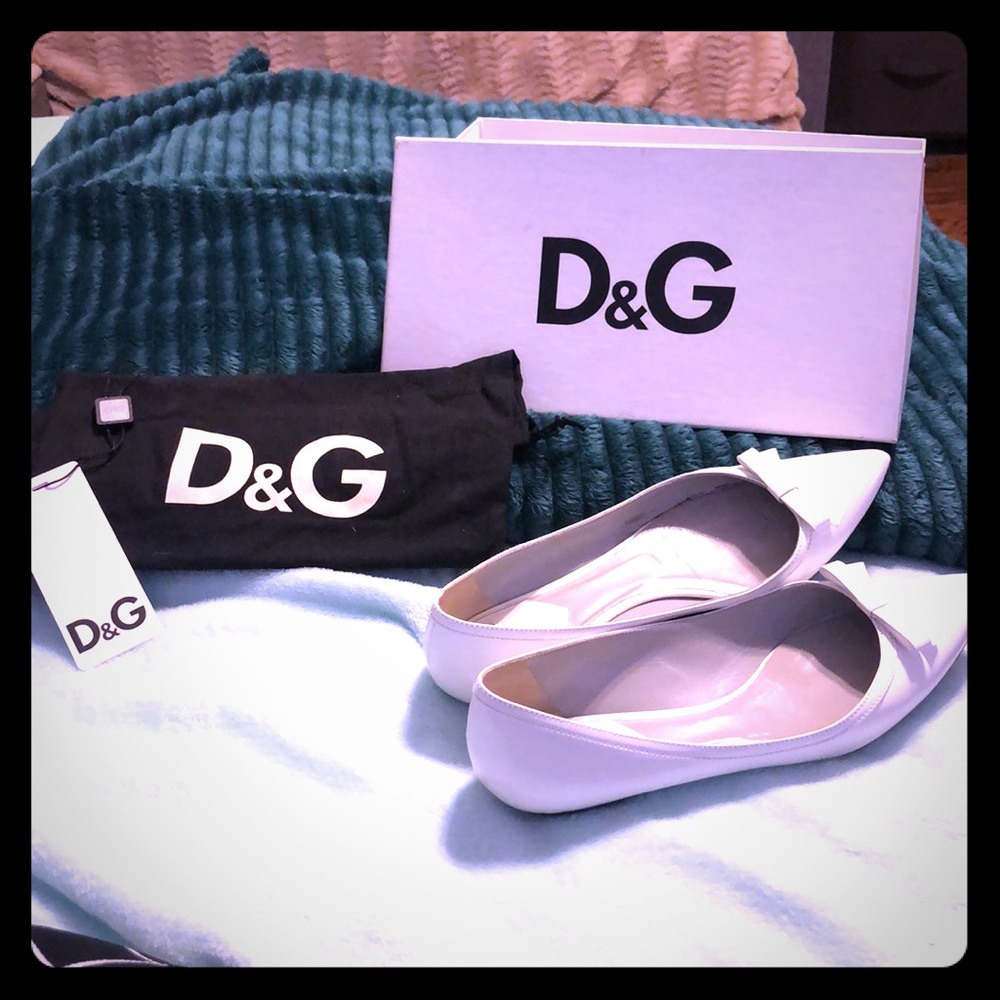 Authentic dolce and Gabbana flats